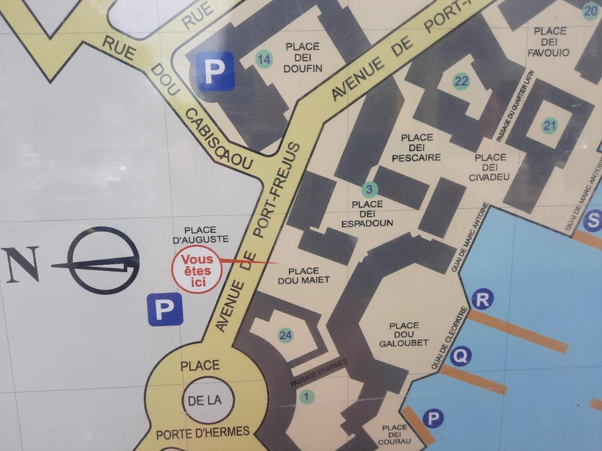 Coeur Marina Climatise Terrasse Parking Frejus