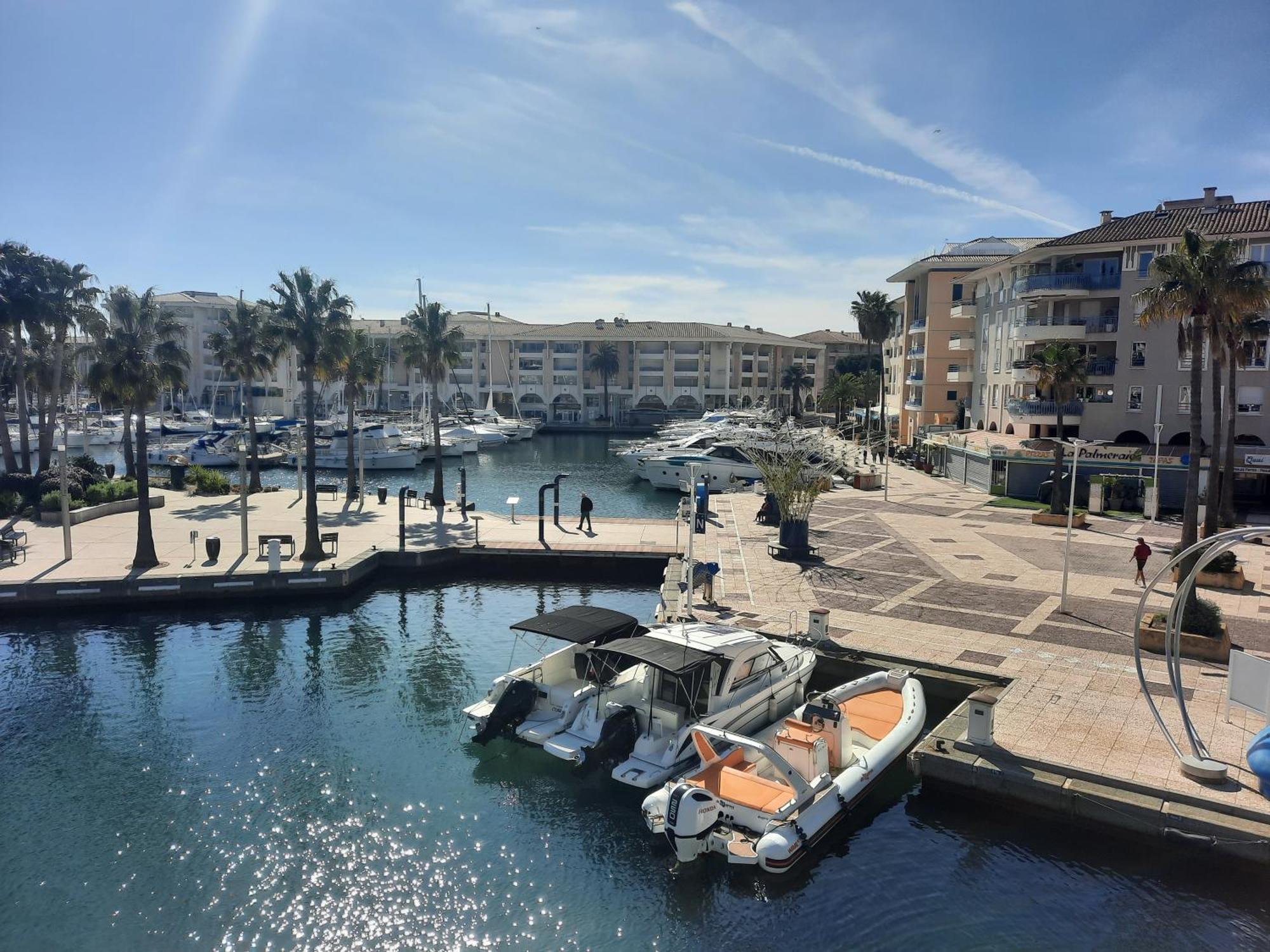 Coeur Marina Climatise Terrasse Parking